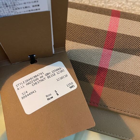 Burberry Beige Plaid Women's Bag - Picture 8 of 9